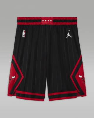 Chicago bulls shorts black sales